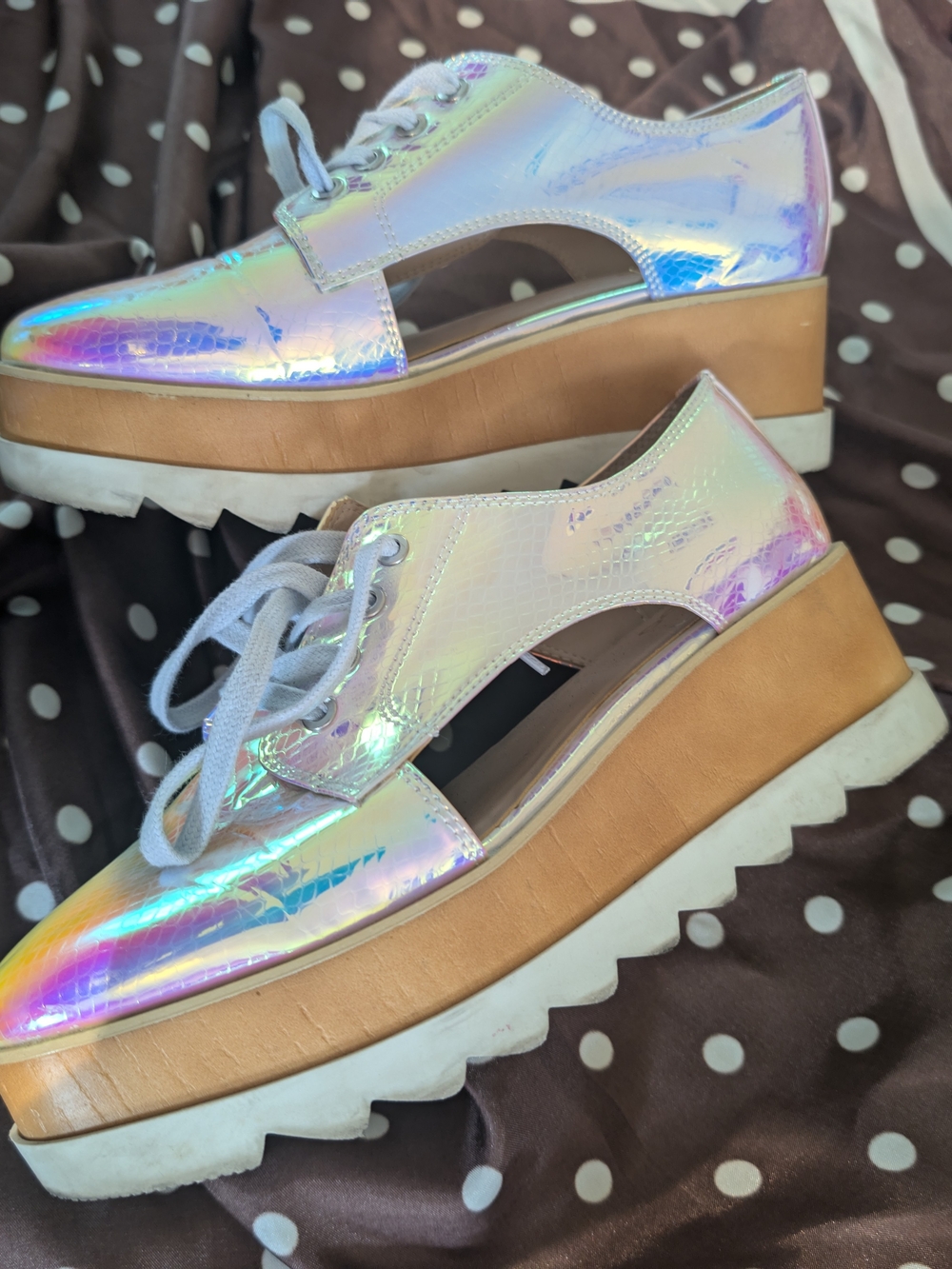 Aldo Iridescent Holographic Platform Lace-Up Oxfords - White/Silver Sheen